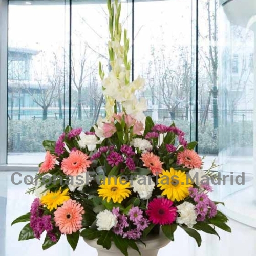 Centro de flores para funeral en Madrid