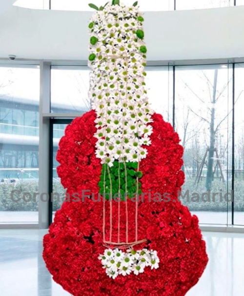 Guitarra de flores funerarias en Madrid
