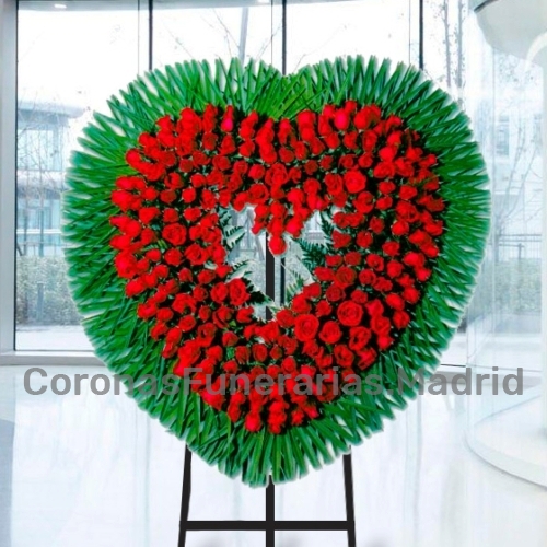 Corona Corazón de flores funerarias en Madrid