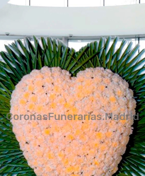 Corona de flores para los tanatorios de Madrid