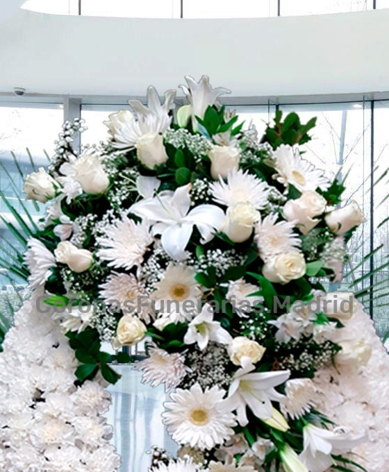 Alternative view of Corona Clavel Blanca Especial